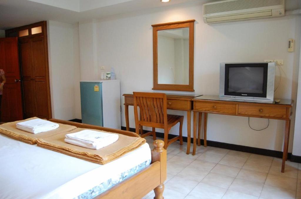 Veerachai Court Chiang Mai Habitación foto